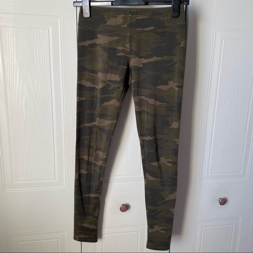 GARAGE- Army print leggings